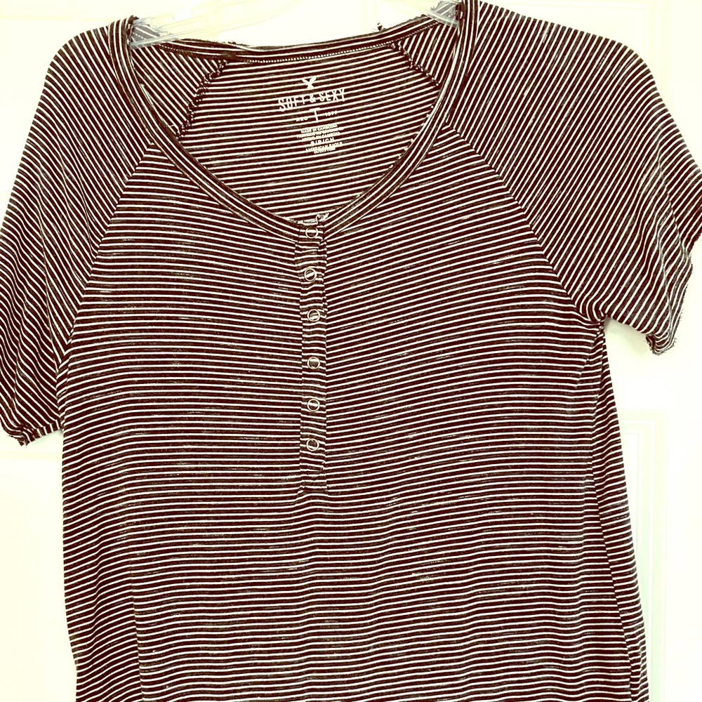 Soft v neck shirt